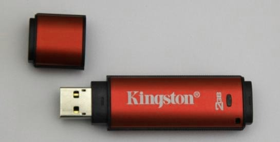 Jak zabezpieczyć pendrive hasłem bez programu? Chroń swoje dane